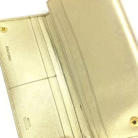 🎁 PRADA Gold Metallic Saffiano Leather Long Wallet - Picture 3 of 5
